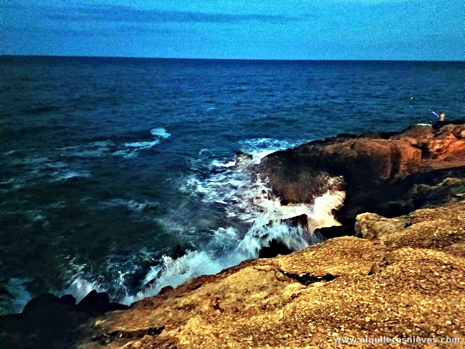 Costa de Oropesa del Mar al anochecer
